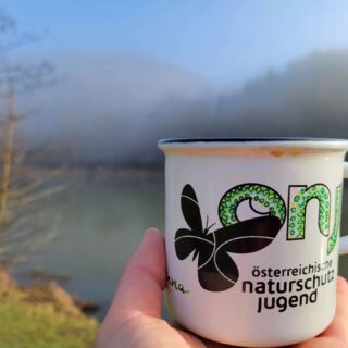 Tage draußen mit der #önjtirol 🍃🌳🦋

Du sehnst dich auch schon danach, endlich wieder das önj Geschirr zu packen und gemeinsam unter freiem Himmel zu kochen, essen, spielen, übernachten? Wir auch!

Deshalb möchten wir unsere Zeltaktionen 2024 ankündigen: 

🏕 18.-20.05.2024
Naturerlebnistage zu Pfingsten in den Kitzbüheler Alpen mit Wandern, Naturschutzaktionen, Wegepflege, Lagerfeuer, Übernachten im Zelt, Gemeinschaftsspiele. 
(für Kinder und Jugendliche ab 10 Jahren)

🚲 08.-18.07.2024
Radtour durch Bayern mit Magnus und @natopia.at @radtopiatour entlang der Flüsse Günz, Mindel, Riss und Würm. Neben dem Radln und Übernachten im Zelt werden auch Themen wie Eiszeit, Landschaftsveränderung und Naturschutz behandelt. 
(für Jugendliche von 12 bis 16 Jahren)

Mehr Infos findest du auf unserer Homepage
www.naturschutzjugend.at/tirol unter Termine.

Melde dich gerne schon bei uns unter 
office.tirol@naturschutzjugend.at an 
und frag direkt bei uns nach mehr Informationen. 

Wir freuen uns aufs #gemeinsamnaturerleben ☀️🗻🌳

#tagedraußen #oenj_tirol #oenjtirol #önjtirol #naturschutzjugend #zeltlager #lagerfeuer #naturerlebnistage #naturerlebnis #outdoorpädagogik #outdooradventures #naturvermittlung #wegepflege #radltour #draussenzuhause #gemeinsamnaturerleben